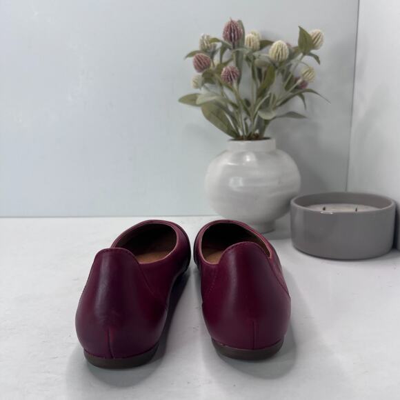 SoftWalk Safi Leather Flat Slip On Dark Red S2158-601 Women's US 7W NWOB - Picture 5 of 9